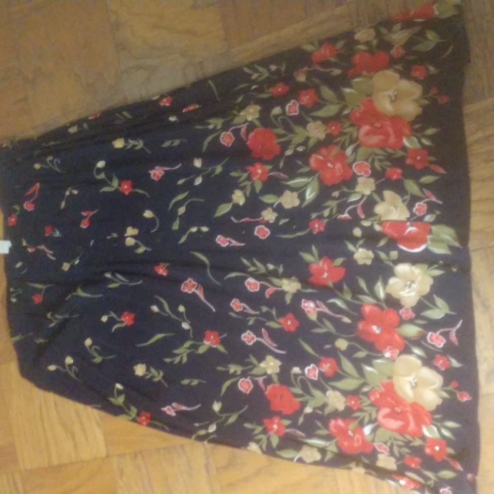 Maxi length skirt